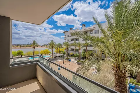 945 E Playa Del Norte Dr #3002, Tempe, AZ 85281
