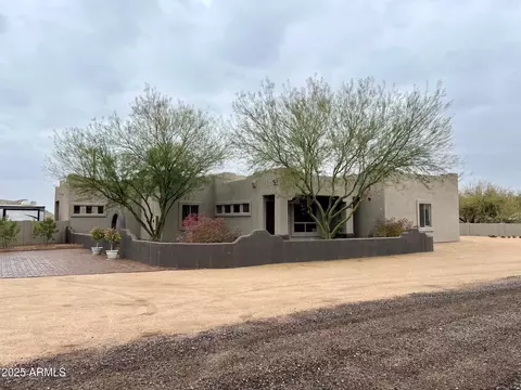 2427 W Desert Hills Estate Dr, Phoenix, AZ 85086