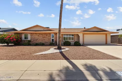 13231 W Hyacinth Dr, Sun City West, AZ 85375 31 Photos Movoto