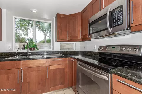 Kitchen - 826 W Devon Dr, Gilbert, AZ 85233 photo 1 of 3