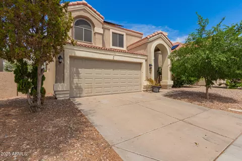 Exterior - 826 W Devon Dr, Gilbert, AZ 85233 photo 8 of 9