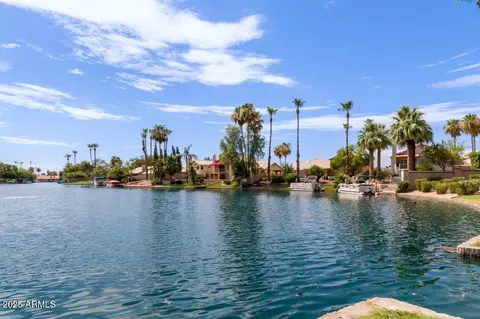 View/Area - 826 W Devon Dr, Gilbert, AZ 85233 photo 2 of 2