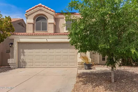 Exterior - 826 W Devon Dr, Gilbert, AZ 85233 photo 2 of 9