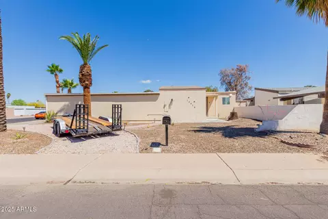 10472 W Devonshire Ave, Phoenix, AZ 85037