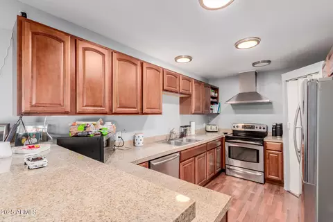 Kitchen - 10472 W Devonshire Ave, Phoenix, AZ 85037 photo 2 of 3