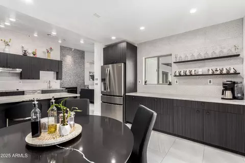 102 S Honeysuckle Ln, Gilbert, AZ 85296 photo 8