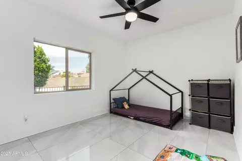 102 S Honeysuckle Ln, Gilbert, AZ 85296 photo 7