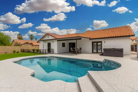 102 S Honeysuckle Ln, Gilbert, AZ 85296 photo 34