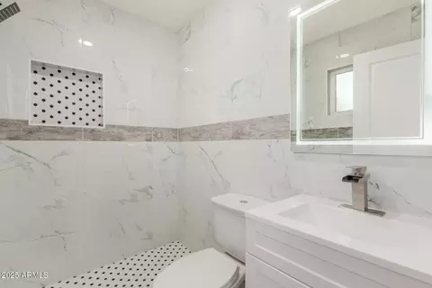 Bath - 655 E Hondo Ave, Apache Junction, AZ 85119 photo 1 of 2