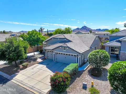 34942 N Camp Fire Cir, San Tan Valley, AZ 85143