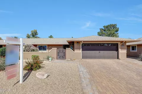 19215 N Concho Cir, Sun City, AZ 85373
