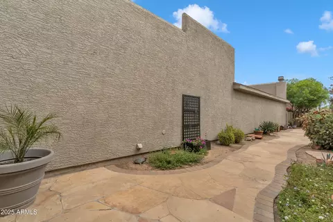 4545 E Wescott Dr, Phoenix, AZ 85050 photo 4