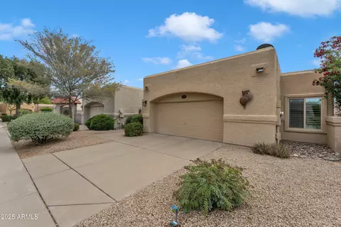 4545 E Wescott Dr, Phoenix, AZ 85050 photo 2