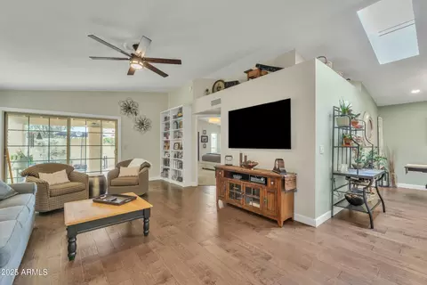 4545 E Wescott Dr, Phoenix, AZ 85050 photo 8