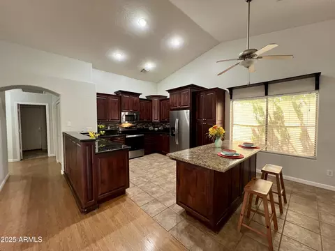3284 E Sandy Way, Gilbert, AZ 85297 photo 23