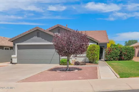 3284 E Sandy Way, Gilbert, AZ 85297 photo 1