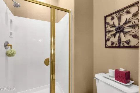 Bath - 4720 E Bighorn Ave, Phoenix, AZ 85044 photo 2 of 3