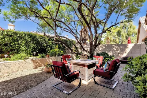 Exterior - 4720 E Bighorn Ave, Phoenix, AZ 85044 photo 4 of 5