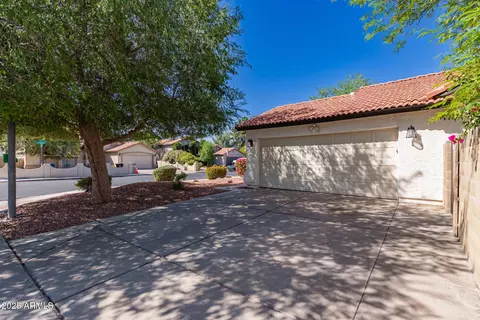 2630 E Dolphin Ave, Mesa, AZ 85204 photo 4
