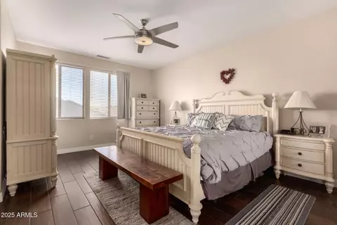 4834 E Robin Ln, Phoenix, AZ 85054 photo 22