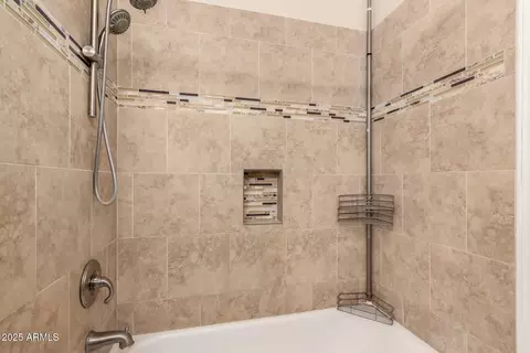 4834 E Robin Ln, Phoenix, AZ 85054 photo 37