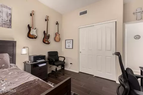 4834 E Robin Ln, Phoenix, AZ 85054 photo 34