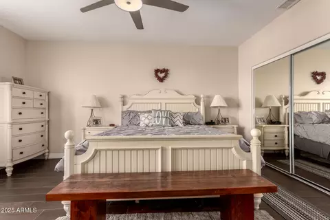 4834 E Robin Ln, Phoenix, AZ 85054 photo 23