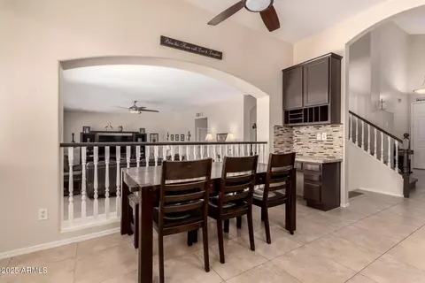 4834 E Robin Ln, Phoenix, AZ 85054 photo 19