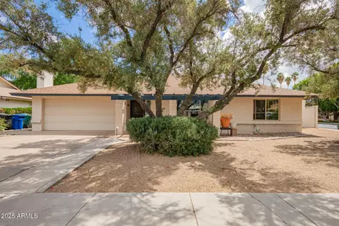 2745 S Emerson Cir, Mesa, AZ 85210
