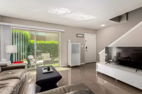 4600 N 68th St #302, Scottsdale, AZ 85251