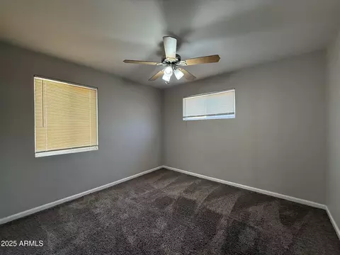 Bedroom - 2401 W Weldon Ave, Phoenix, AZ 85015 photo 2 of 4
