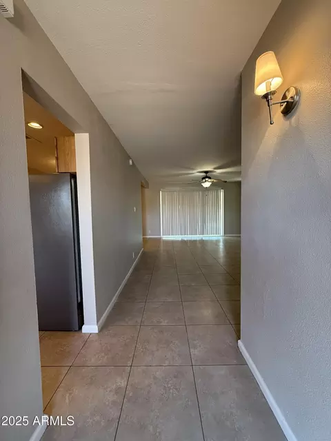 Entry Way - 2401 W Weldon Ave, Phoenix, AZ 85015 photo 1 of 5
