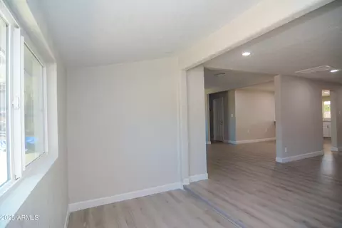 3249 E Sunnyside Ln, Phoenix, AZ 85032 photo 12