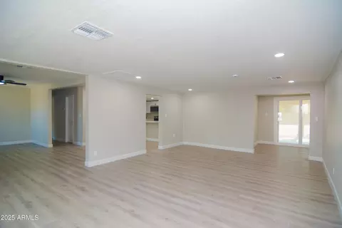 3249 E Sunnyside Ln, Phoenix, AZ 85032 photo 10