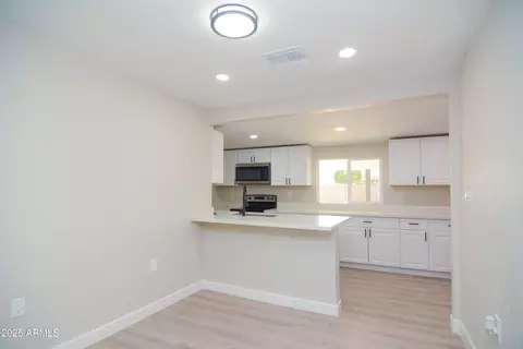 3249 E Sunnyside Ln, Phoenix, AZ 85032 photo 14