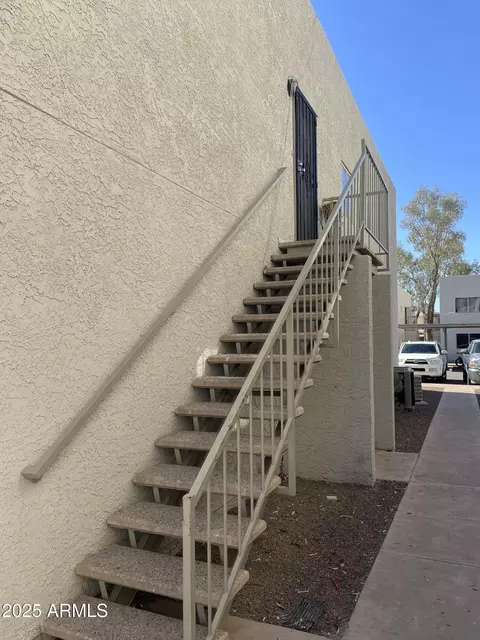 Exterior - 2844 E Monte Cristo Ave, Phoenix, AZ 85032 photo 7 of 13