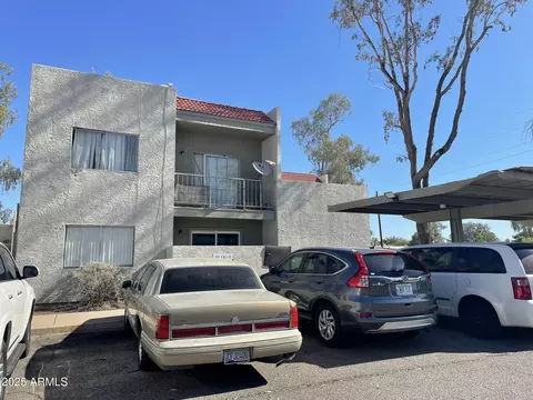 Exterior - 2844 E Monte Cristo Ave, Phoenix, AZ 85032 photo 2 of 13