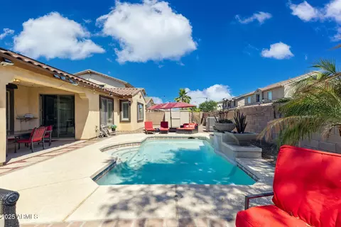 455 W Honeysuckle Dr, Chandler, AZ 85248