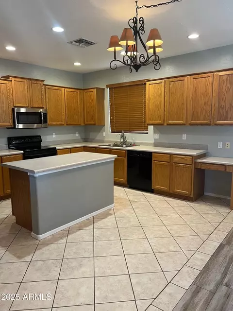 Kitchen - 4130 E Megan St, Gilbert, AZ 85295 photo 2 of 4
