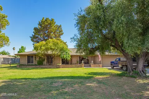6637 W Pershing Ave, Glendale, AZ 85304