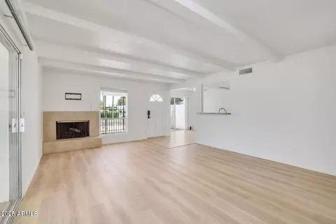 511 E Calavar Rd, Phoenix, AZ 85022 photo 9