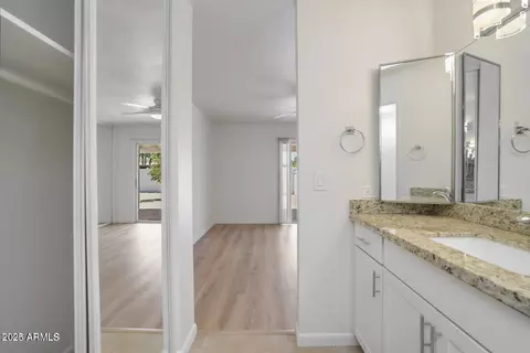 511 E Calavar Rd, Phoenix, AZ 85022 photo 14
