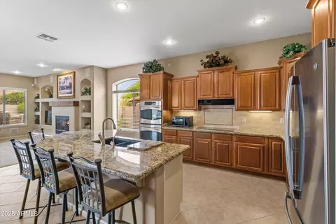 Kitchen - 2612 S Jacob St, Gilbert, AZ 85295 photo 2 of 5