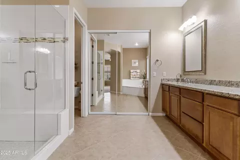 Bath - 2612 S Jacob St, Gilbert, AZ 85295 photo 2 of 8