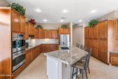 Kitchen - 2612 S Jacob St, Gilbert, AZ 85295 photo 5 of 5