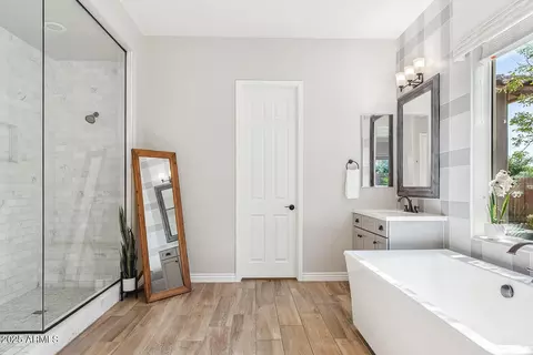 Bath - 3648 E Fargo St, Mesa, AZ 85205 photo 1 of 8
