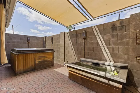Exterior - 3002 E Montecito Ave, Phoenix, AZ 85016 photo 3 of 12