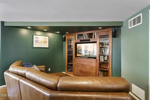 Living - 3002 E Montecito Ave, Phoenix, AZ 85016 photo 2 of 2