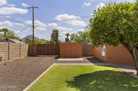 Exterior - 3002 E Montecito Ave, Phoenix, AZ 85016 photo 6 of 12