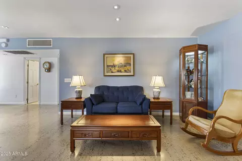 Living - 3002 E Montecito Ave, Phoenix, AZ 85016 photo 1 of 2